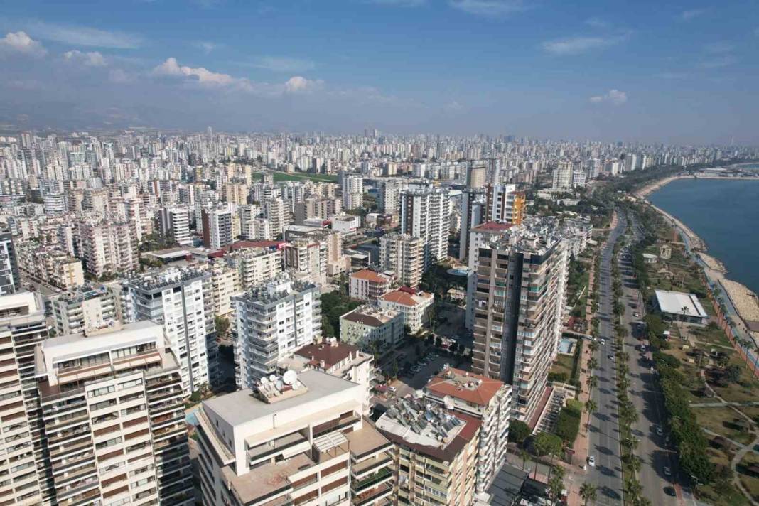 Bu kadar vicdansızlık olmaz! Depremzedelerin evsiz kalmasını fırsat bildiler, ev kiralarını 3 katına çıkardılar! 3